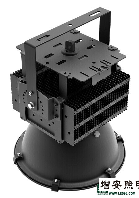 高端SWK205高效LED工礦燈，LED工廠燈廠家直銷，LED節(jié)能燈體育場館